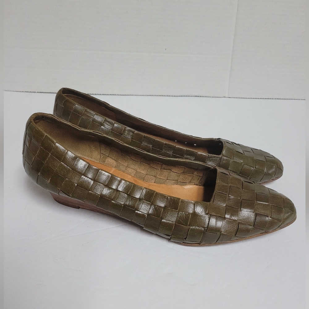 Vintage Evan Picone Olive Woven Leather Loafers Size 10B
